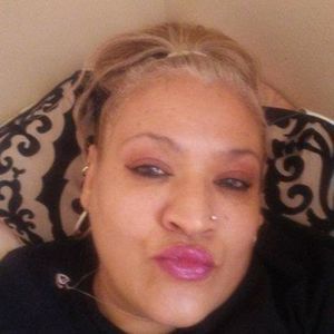 Meet your Posher, Dolly